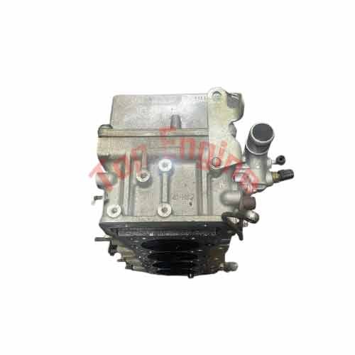 Mitsubishi Pajero 3.2 Diesel Cylinder Head 4M41 Engine – Used Auto Spare Parts Dubai UAE